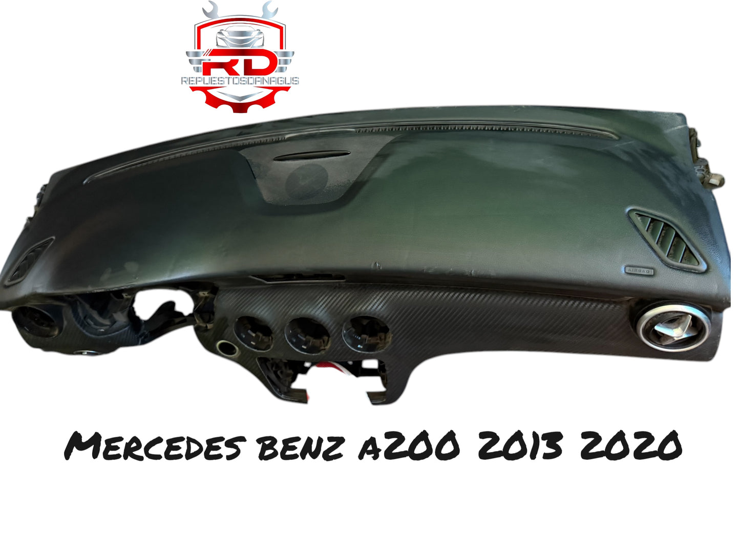Mercedes a 200 2015 detallito muy leve-Repuestos-originales-para-auto